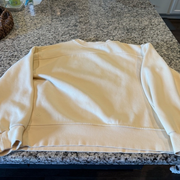 Lululemon Perfectly Oversized Crew Graphic Sweatshirt - XS - Picture 3 of 4